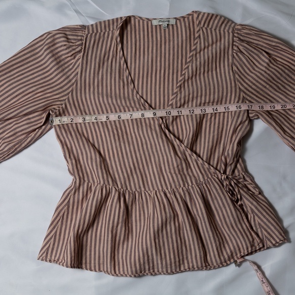 Madewell Puff-Sleeve Peplum Wrap Top in Stripe / SMALL / SWEET TULIP - Picture 4 of 4